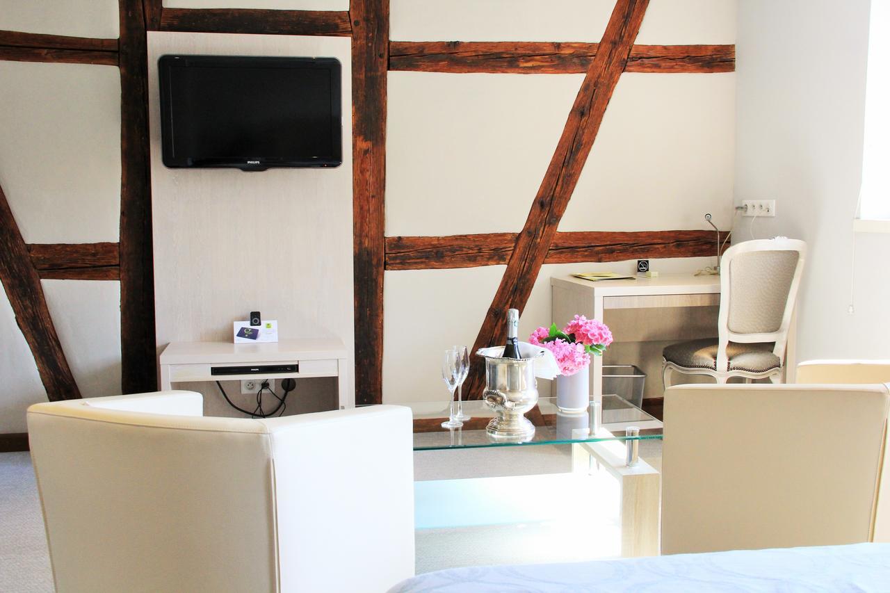 Hostellerie Au Cygne Wissembourg Exterior photo
